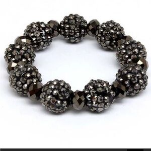 Elegant Black Beaded Bracelet